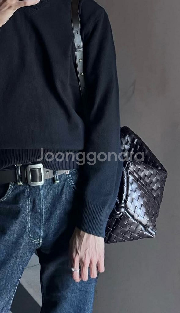 유튜브 93000명 수익최고 채널--0