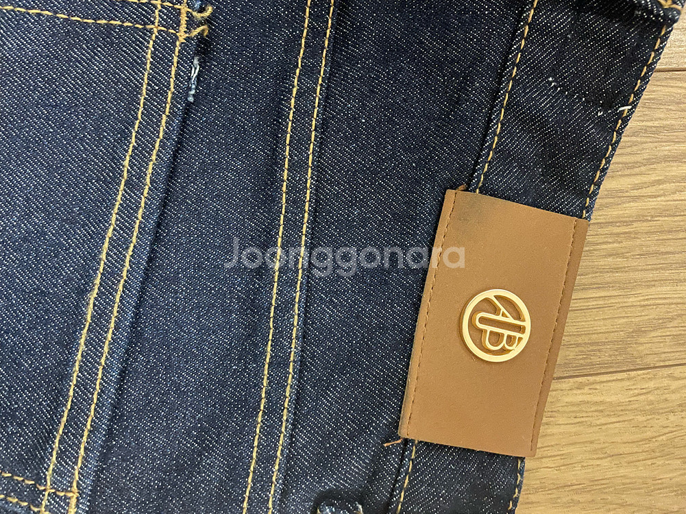 앤유브라운 24fw 청바지 m새상품--2
