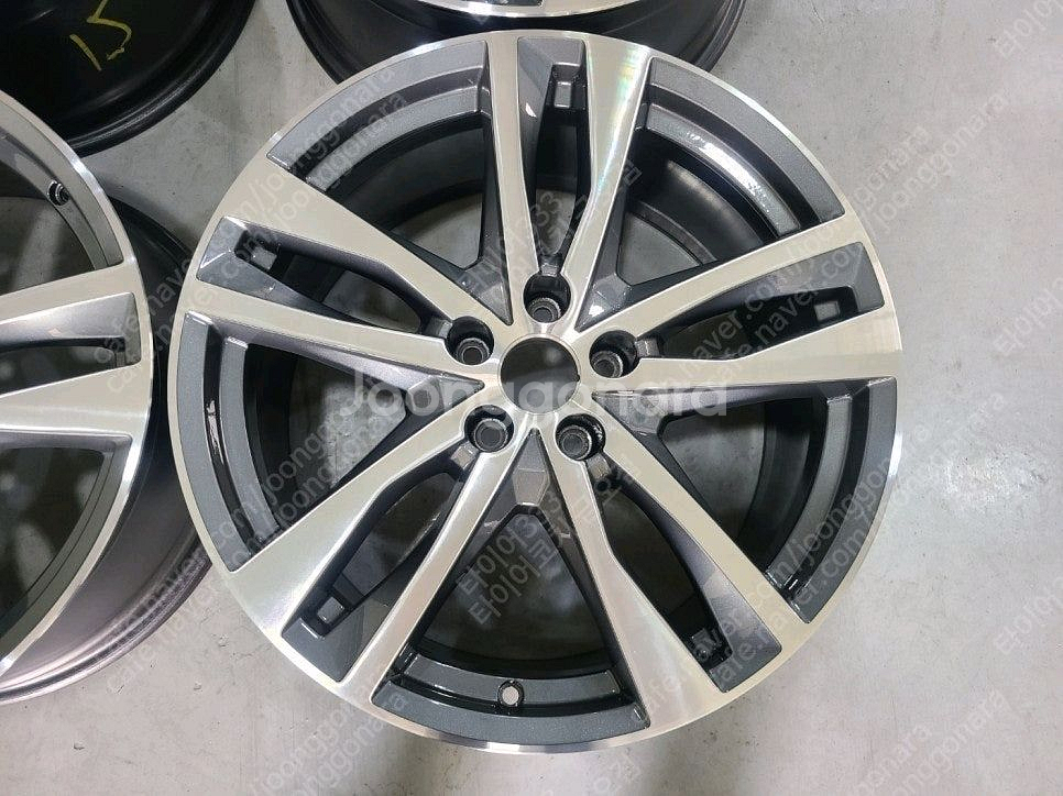 19인치 아우디A6 C8 45TDI 순정휠 한대분--1