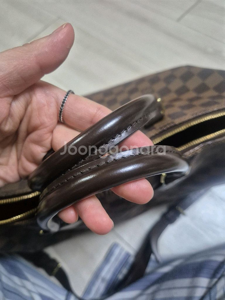 루이비통 스피디 반둘리에 35판매합니다--1
