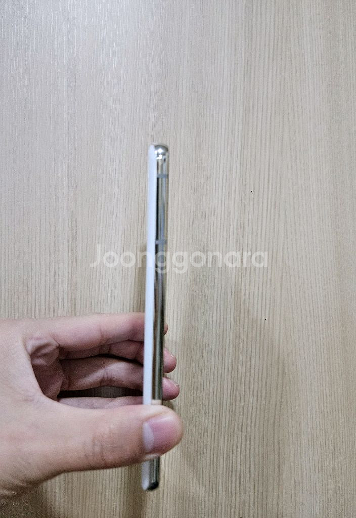 갤럭시 S21화이트 256G 상태좋아요--3