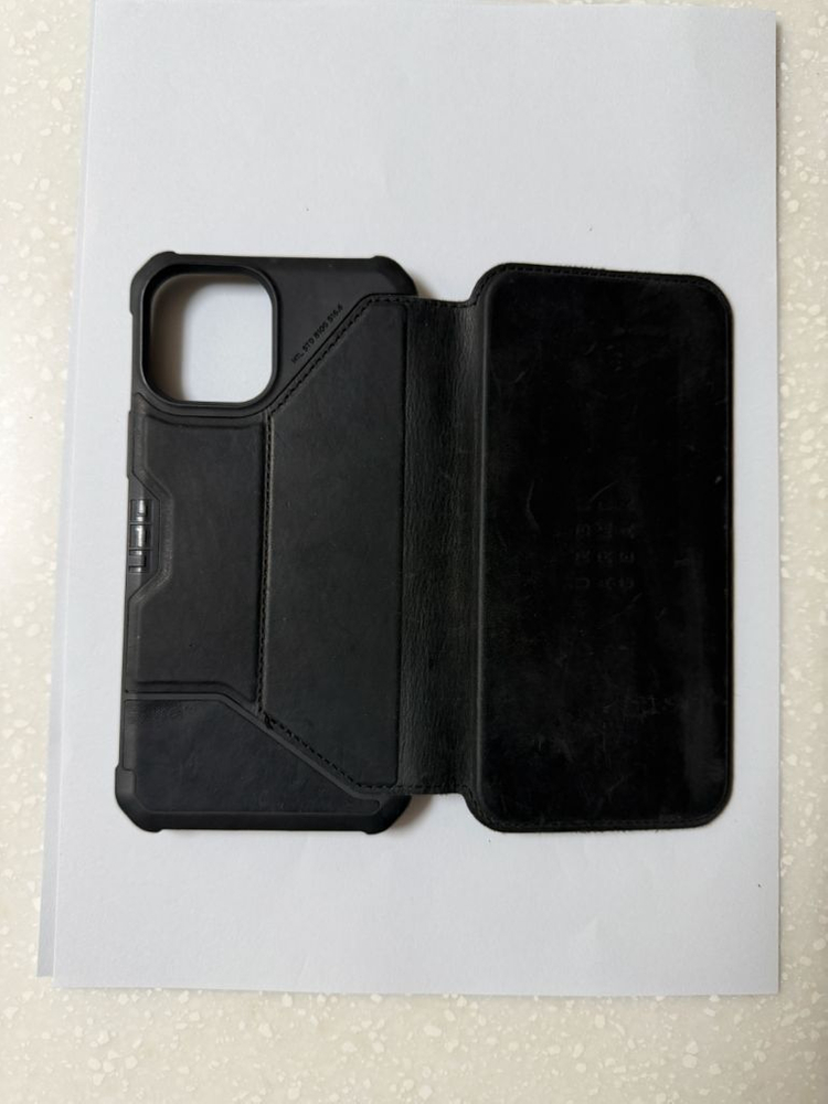 UAG 아이폰12프로맥스 메트로폴리스 케이스 이미지