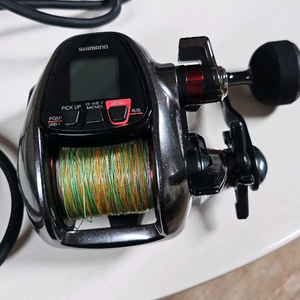 시마노. 전동릴 플레이즈3000xp