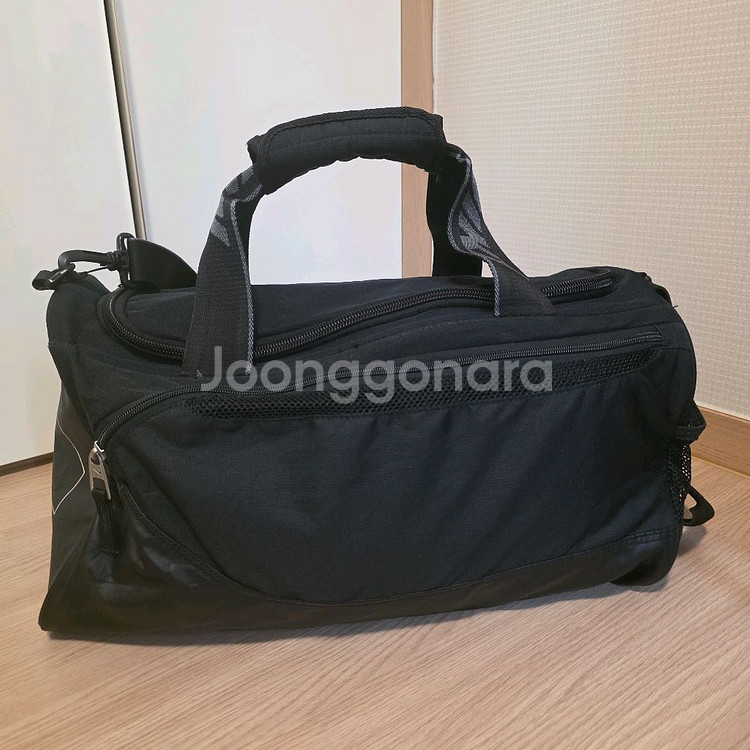 나이키 보스턴백 중고가방입니다.--3