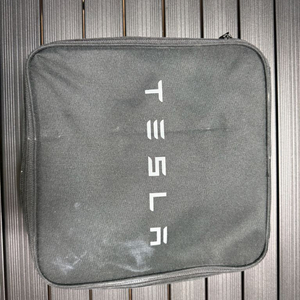 테슬라전용 전기충전기 판매
