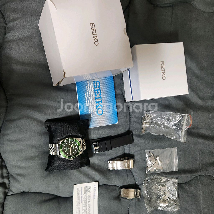 세이코 솔라쿼츠 다이버그린--0