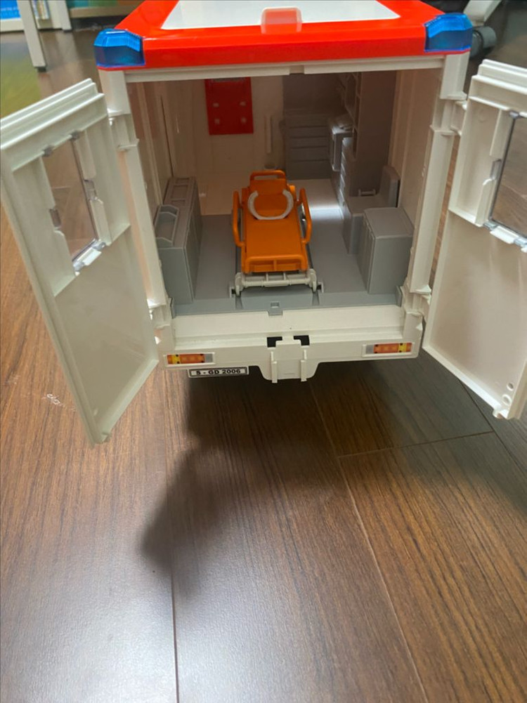 브루더 구급차 앰뷸런스 장난감--6