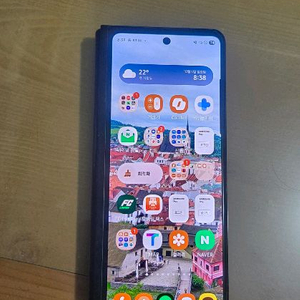 갤럭시폴드3 512기가 내부액장파손 팝니다