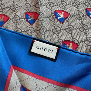 GUCCI 구찌 스카프