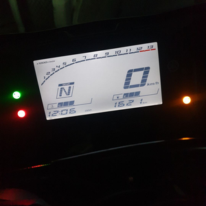 23년식 야마하 R3 팝니다