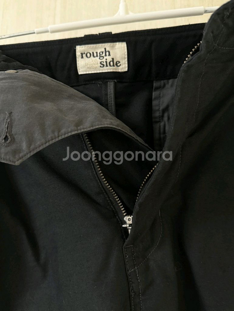러프사이드 카고 팬츠 판매합니다.--1