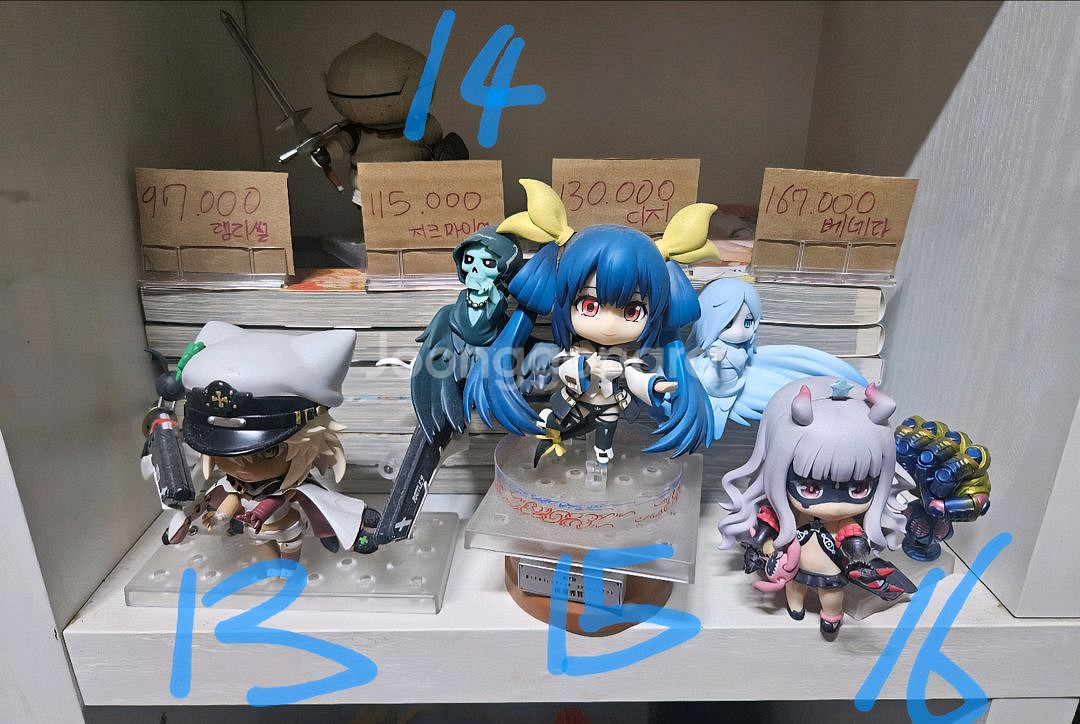 넨도로이드 20개 팝니다.--3