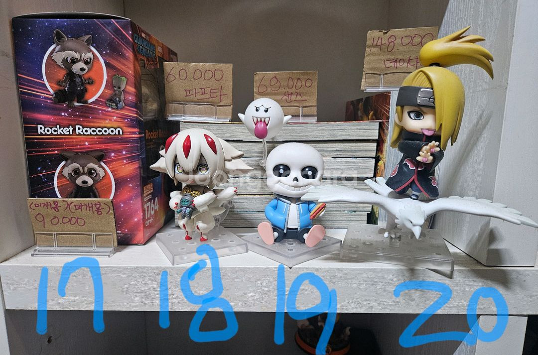 넨도로이드 20개 팝니다.--4