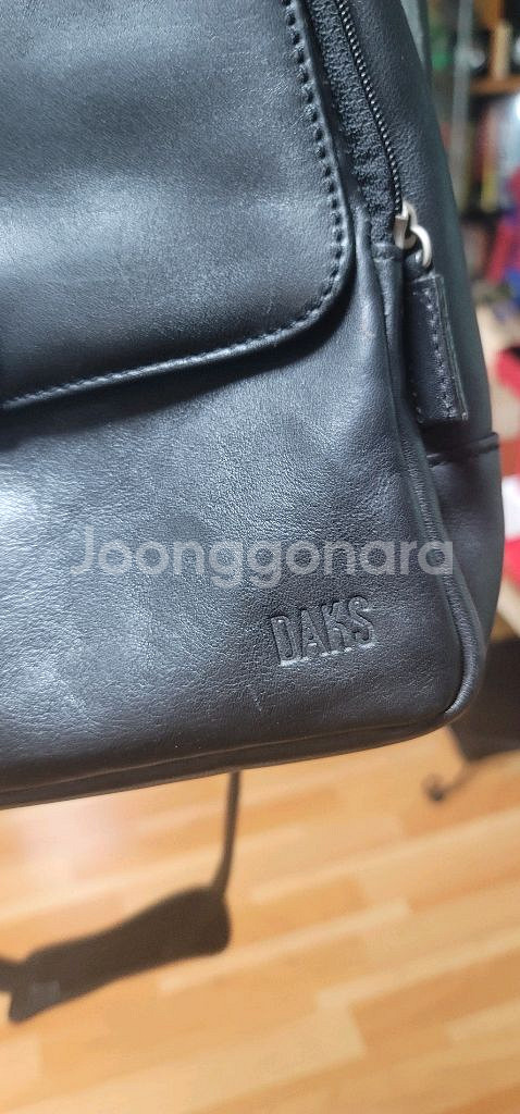 닥스 소가죽 미니 백팩입니다 상태 좋아요- 색상은 블랙--2