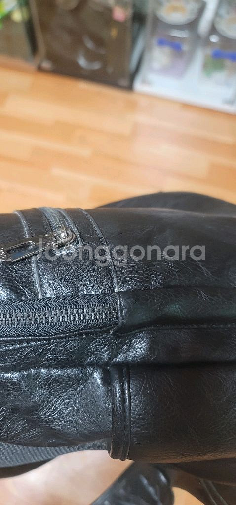 Jeep 검정색 백팩입니다--4