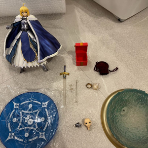 세이버 애니플랙스 피규어