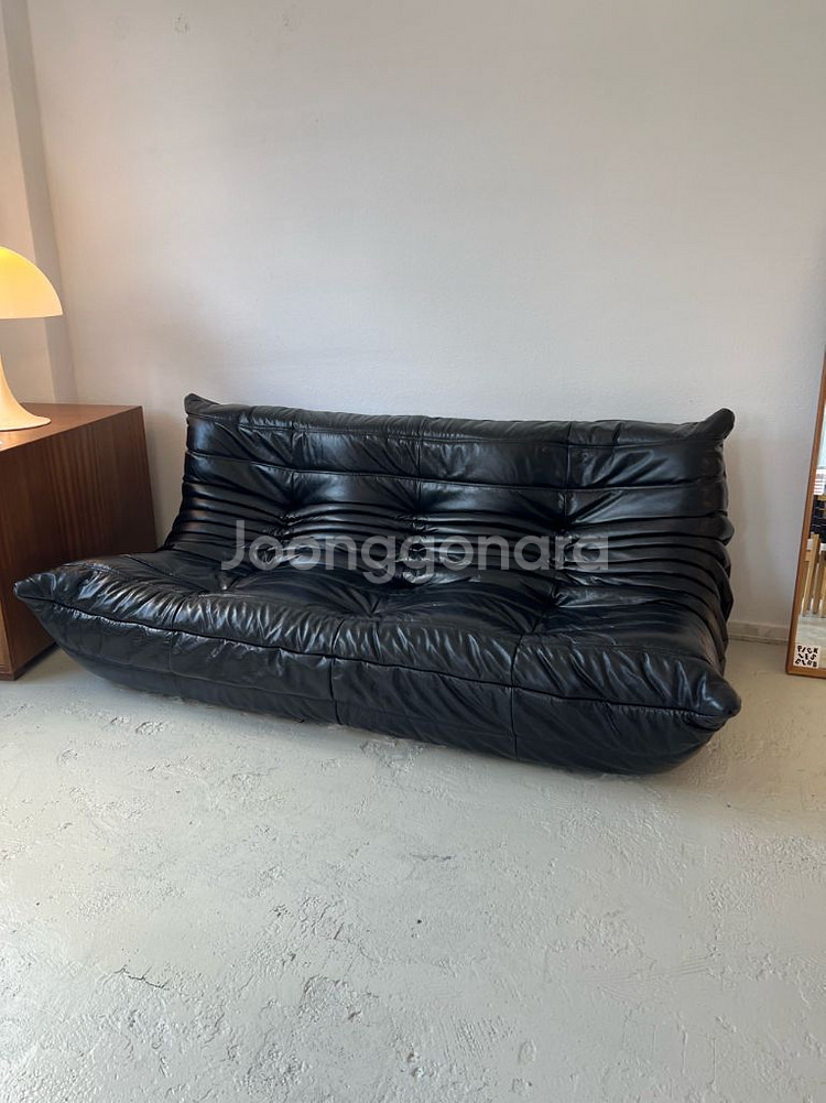 리네로제 Ligne Roset 토고 소파 팝니다--0