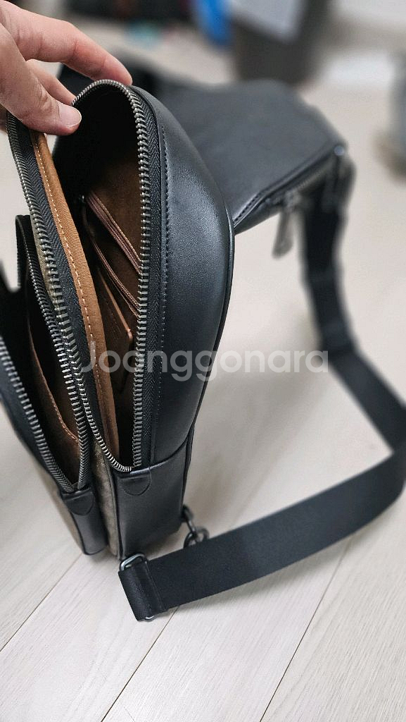 코치 크로스백--4