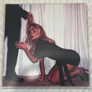 사브리나 카펜터 Luxe Packaging LP