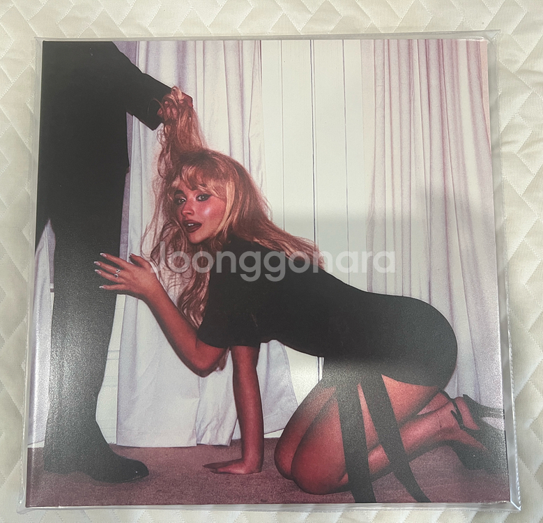 사브리나 카펜터 Luxe Packaging LP--4