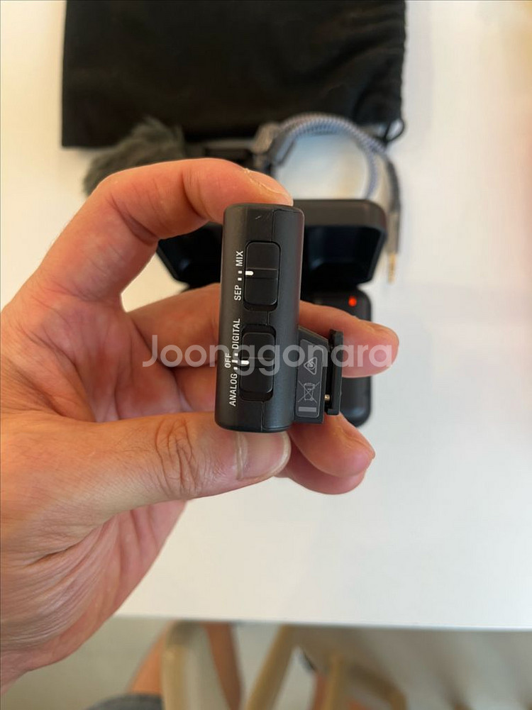 소니 2채널 무선 노이즈캔슬링 마이크 세트ecm-w3--4