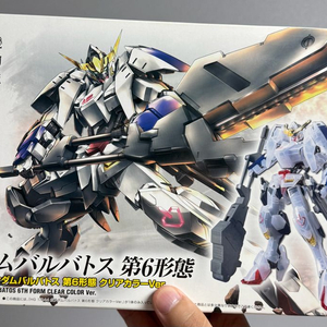 HG 발바토스 제6형태 클리어 건담 건프라