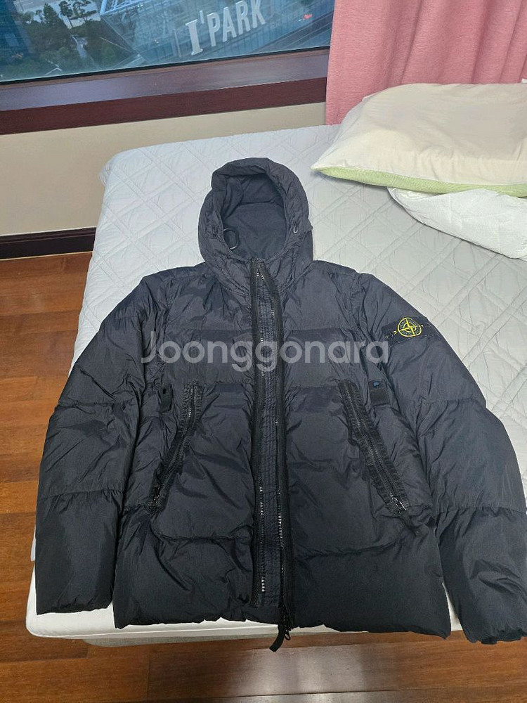 스톤아일랜드 크링클랩스 21fw 패딩 M--0