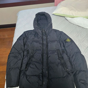 스톤아일랜드 크링클랩스 21fw 패딩 M