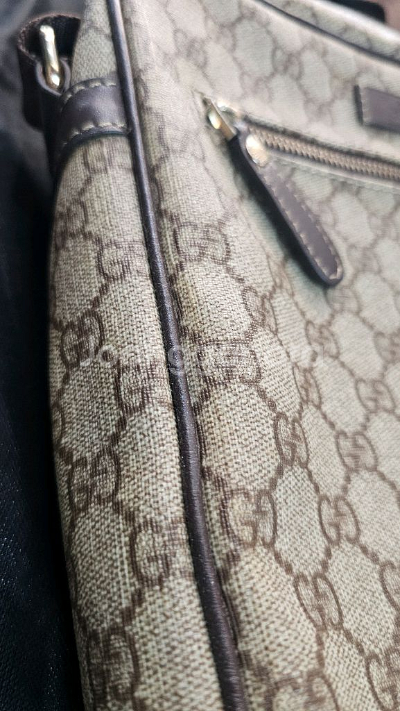 구찌크로스백--1