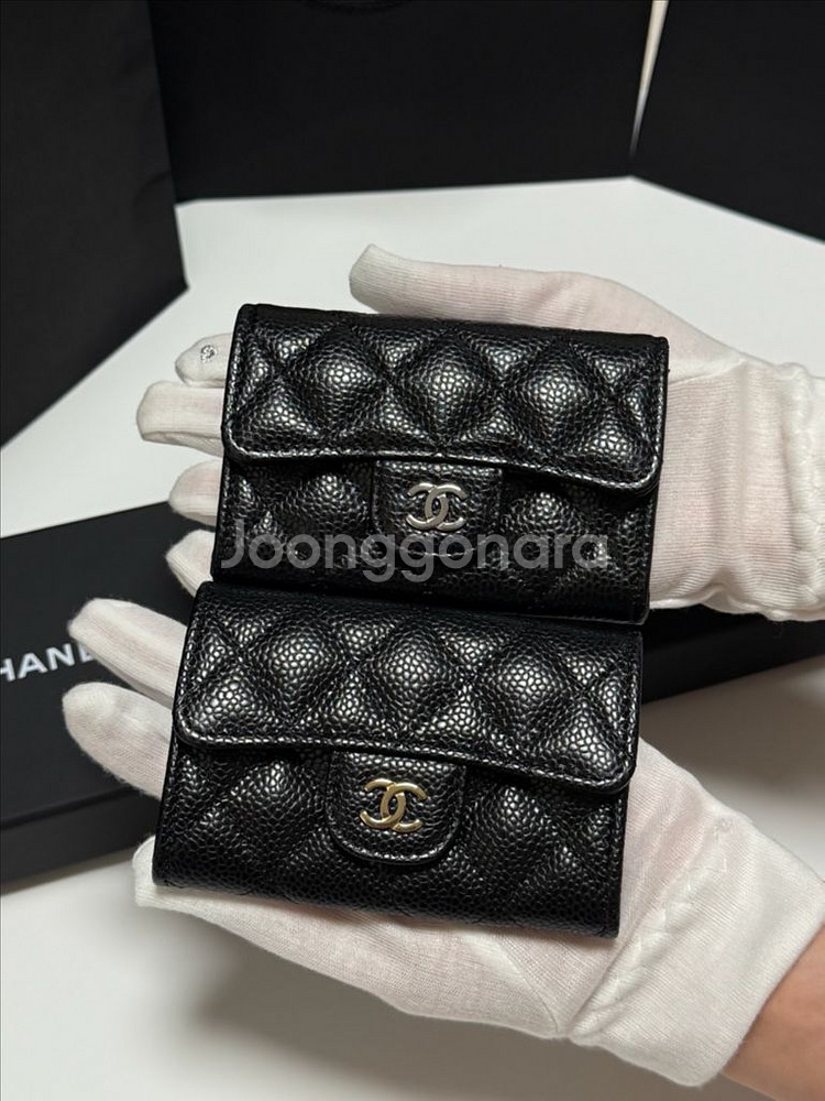 샤넬 클래식 똑딱이 금장 은장 새제품 핍니다--0