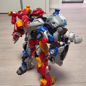 바이클론즈 메가비스트 크로스 어택커