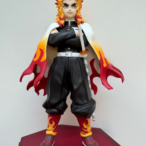 렌고쿠 쿄주로 POP UP PARADE 판매합니다.