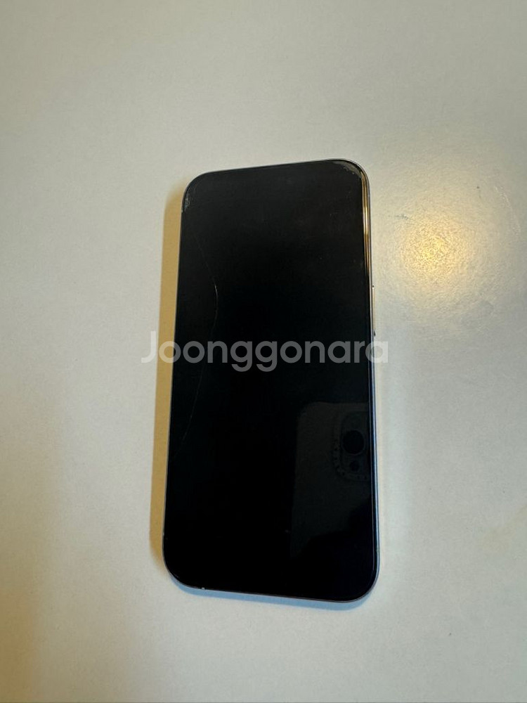 아이폰 15pro 256 팔아요.--0