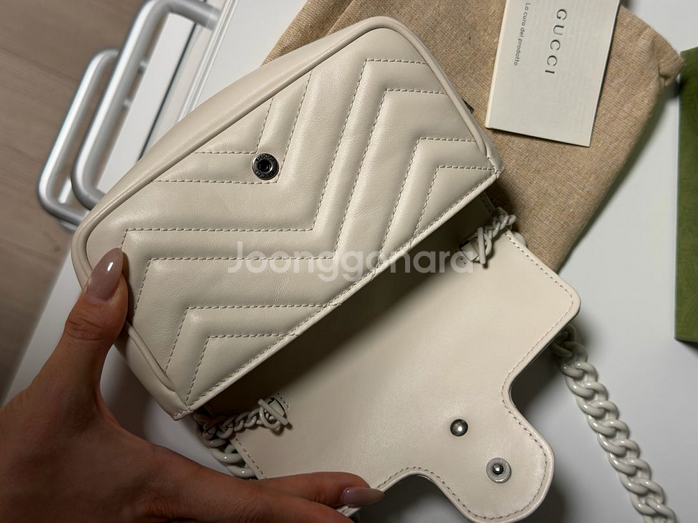 구찌 GG 마몬트 벨트백 (시즌 한정판)--2