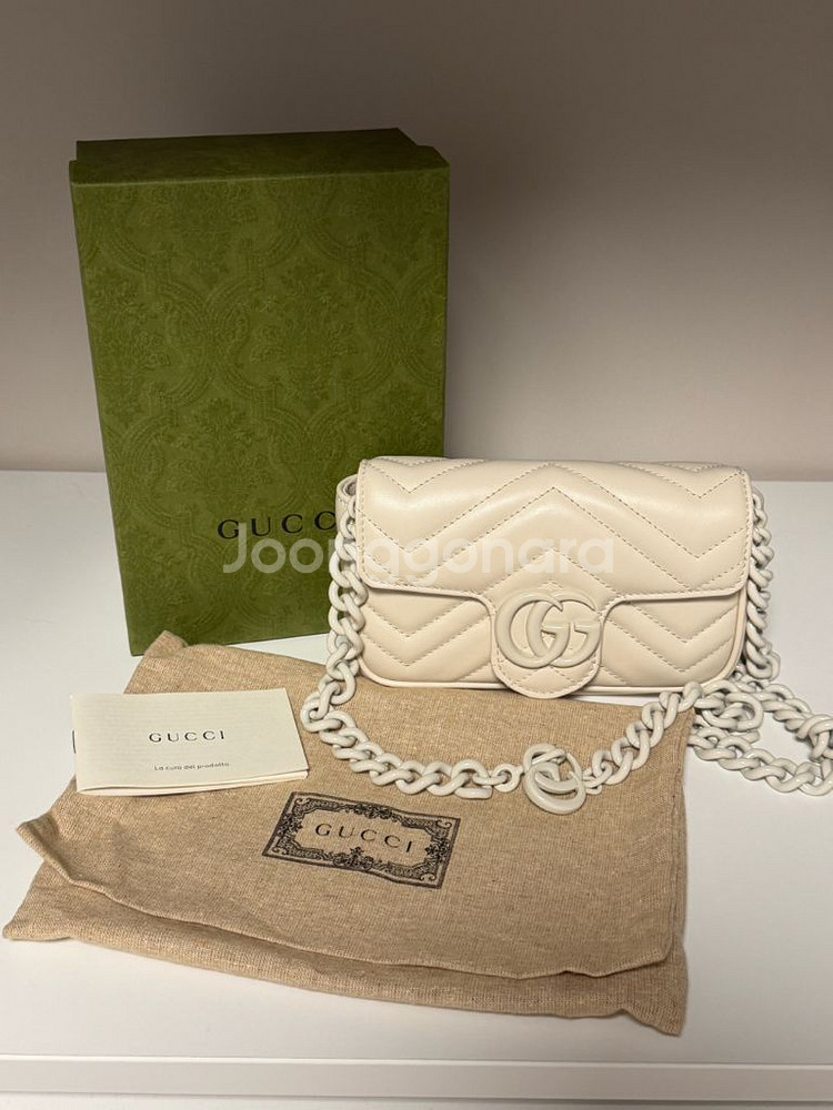 구찌 GG 마몬트 벨트백 (시즌 한정판)--0