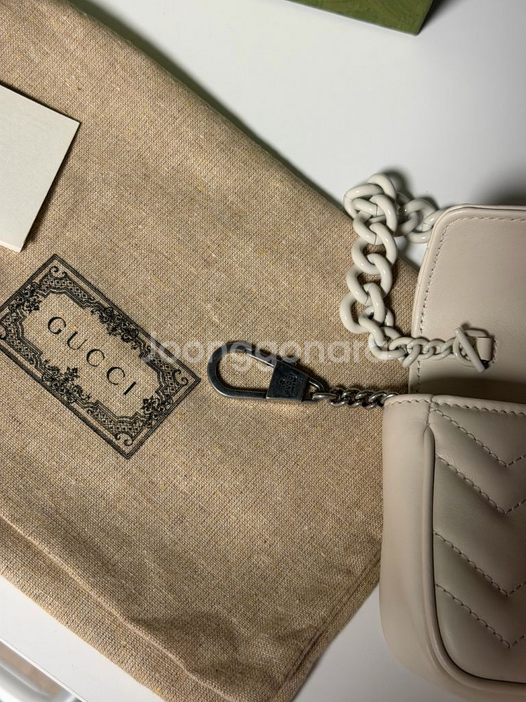 구찌 GG 마몬트 벨트백 (시즌 한정판)--8