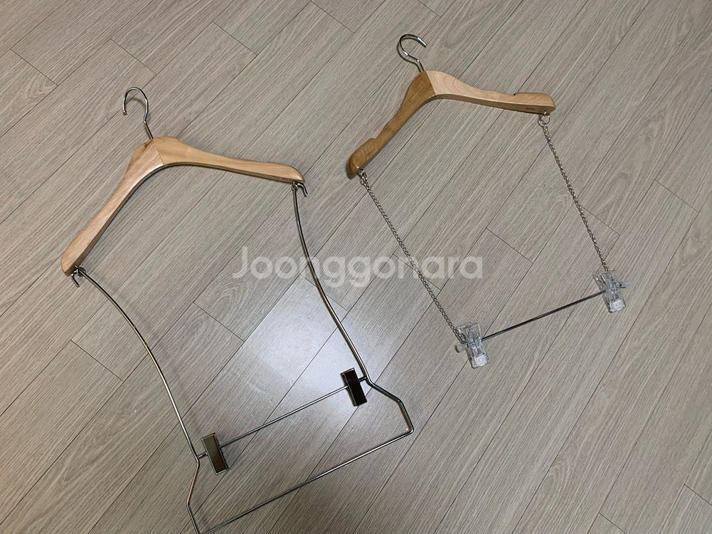 상하의 세트 원목 옷걸이 4개, 8개(총12개) 새것상--7