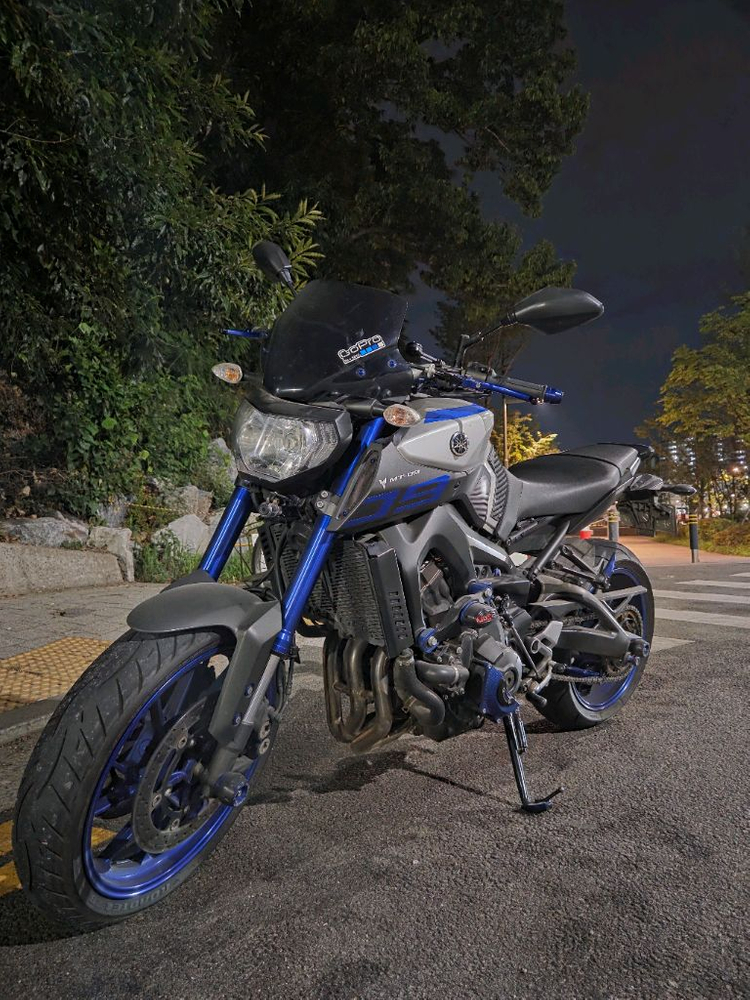 mt09 아크라 풀배기 판매합니다--1