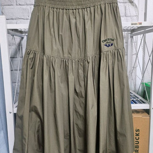 럭키슈에뜨 밴딩스커트 27~28 플레어 카키치마WL70