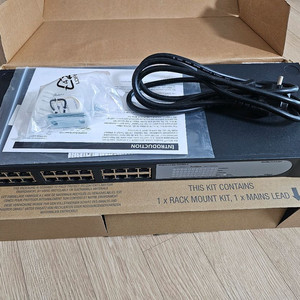 HP 1405V-24 스위치 허브 24포트 팝니다.