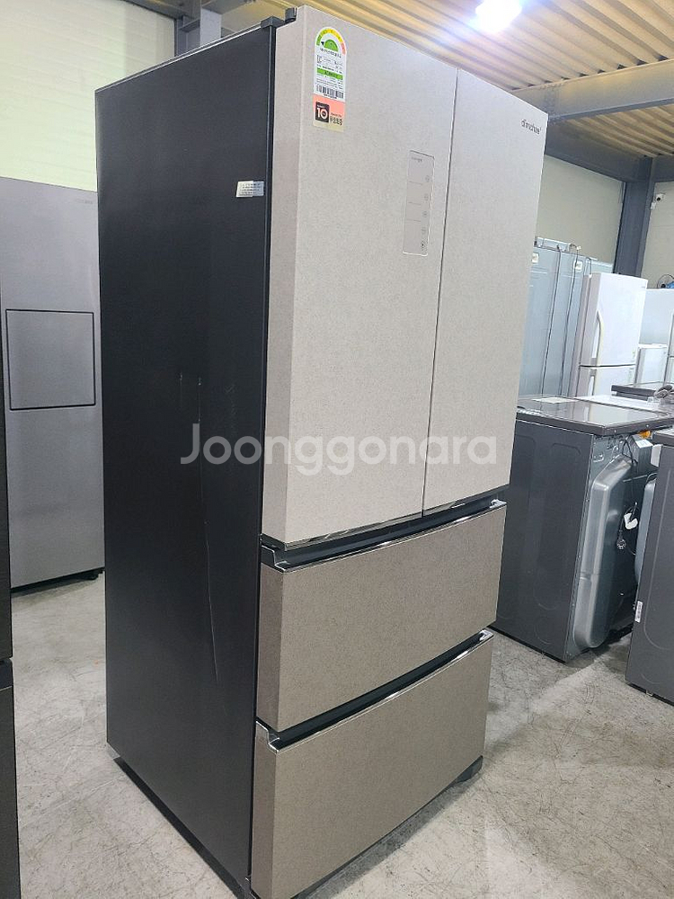 무료배송설치, 2024년도형 딤채 김치냉장고 551리터--2
