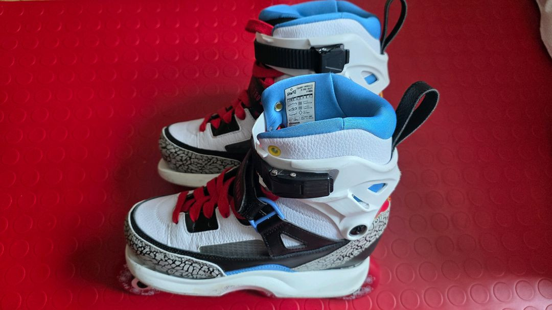 프랭키모랄레즈 FM4 pro 270 어그레시브 인라인 이미지