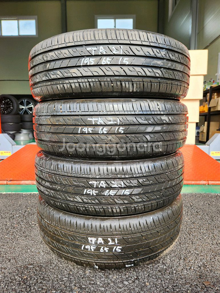 TA21 금호타이어 195 65 15 타이어 한대분--1