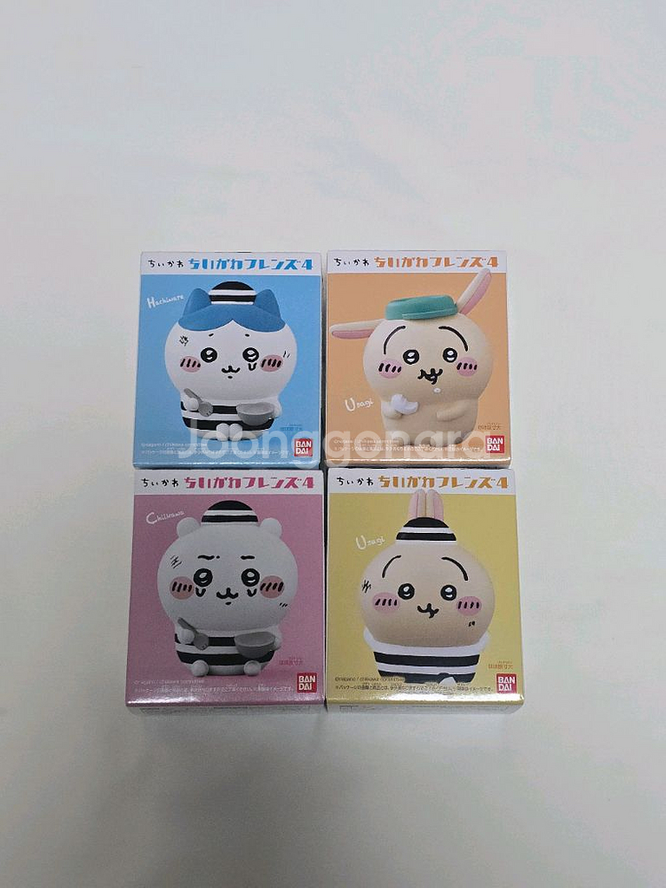 치이카와 프렌즈4 피규어 4개 일괄 팝니다.--0