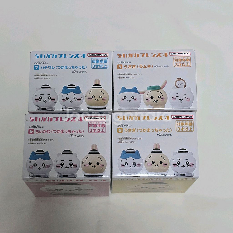 치이카와 프렌즈4 피규어 4개 일괄 팝니다.--2