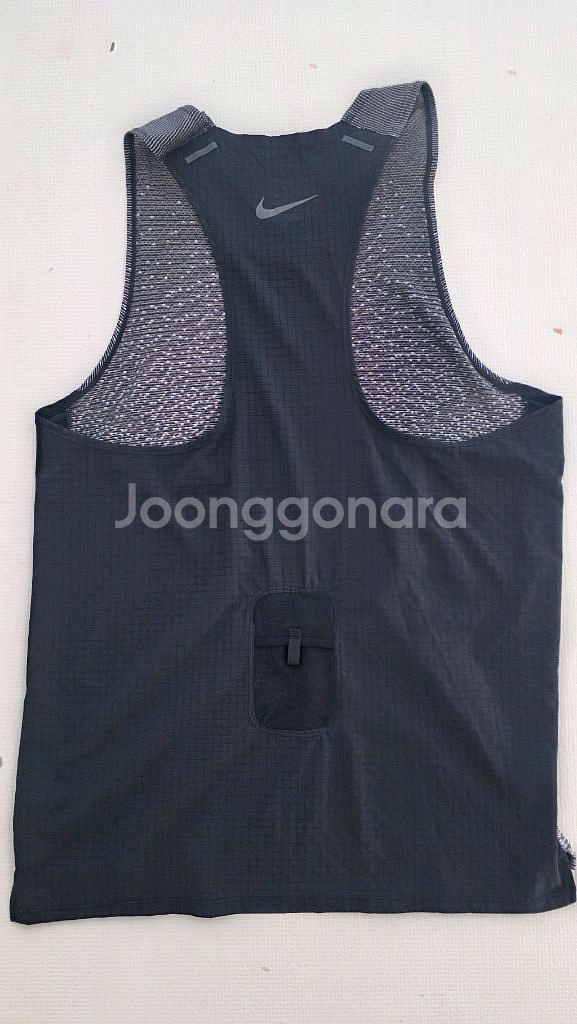 나이키 에어로스위프트 싱글렛 100사이즈--9