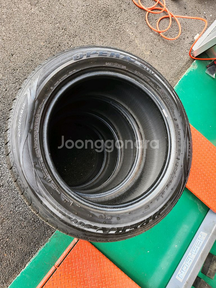 오페라 SUV 235 55 18 타이어 한대분 판매--3