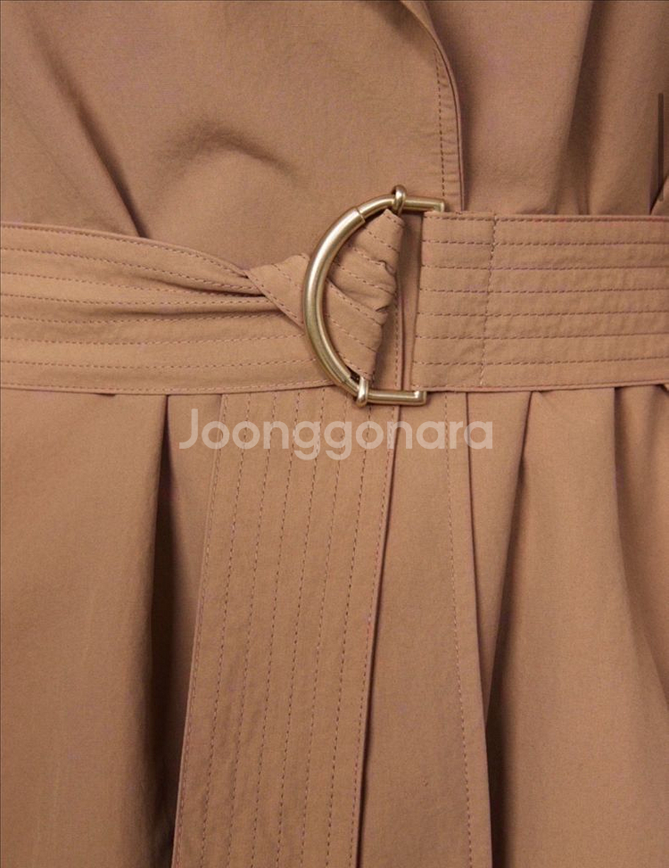 (새상품) 지고트 트렌치코트 66--3