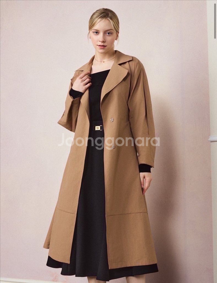 (새상품) 지고트 트렌치코트 66--4