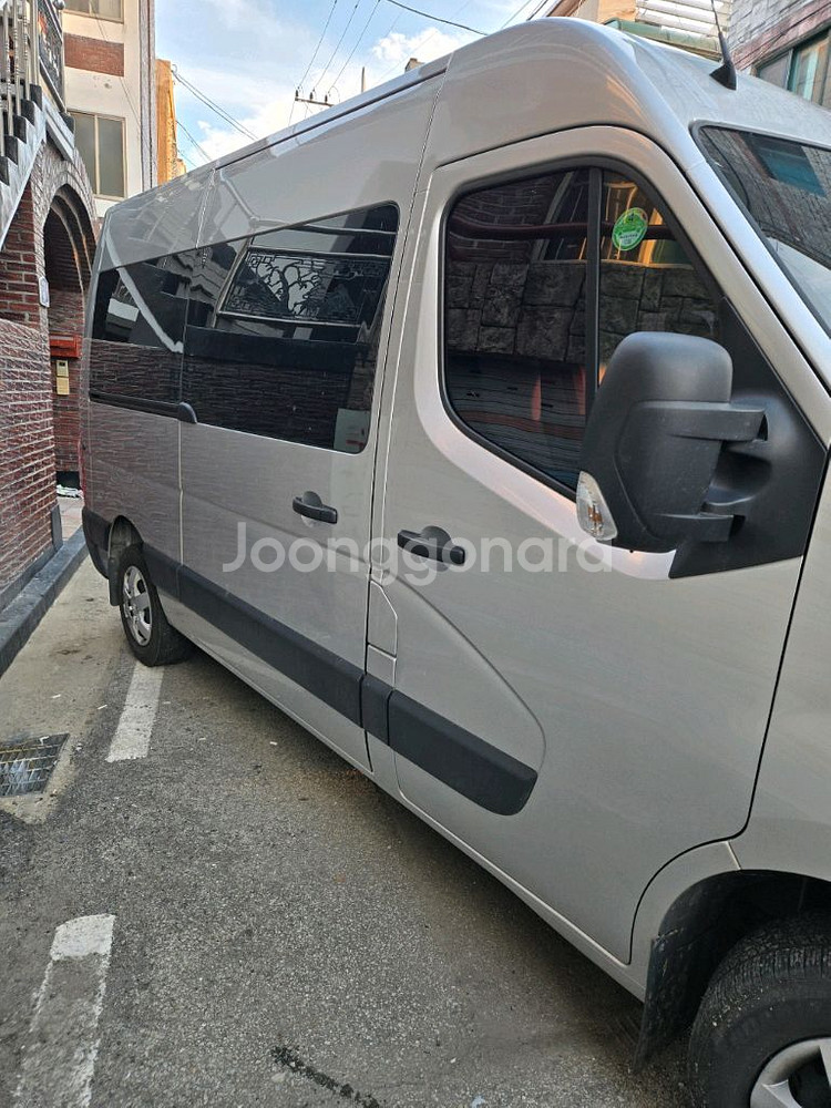 르노 뉴마스터--1